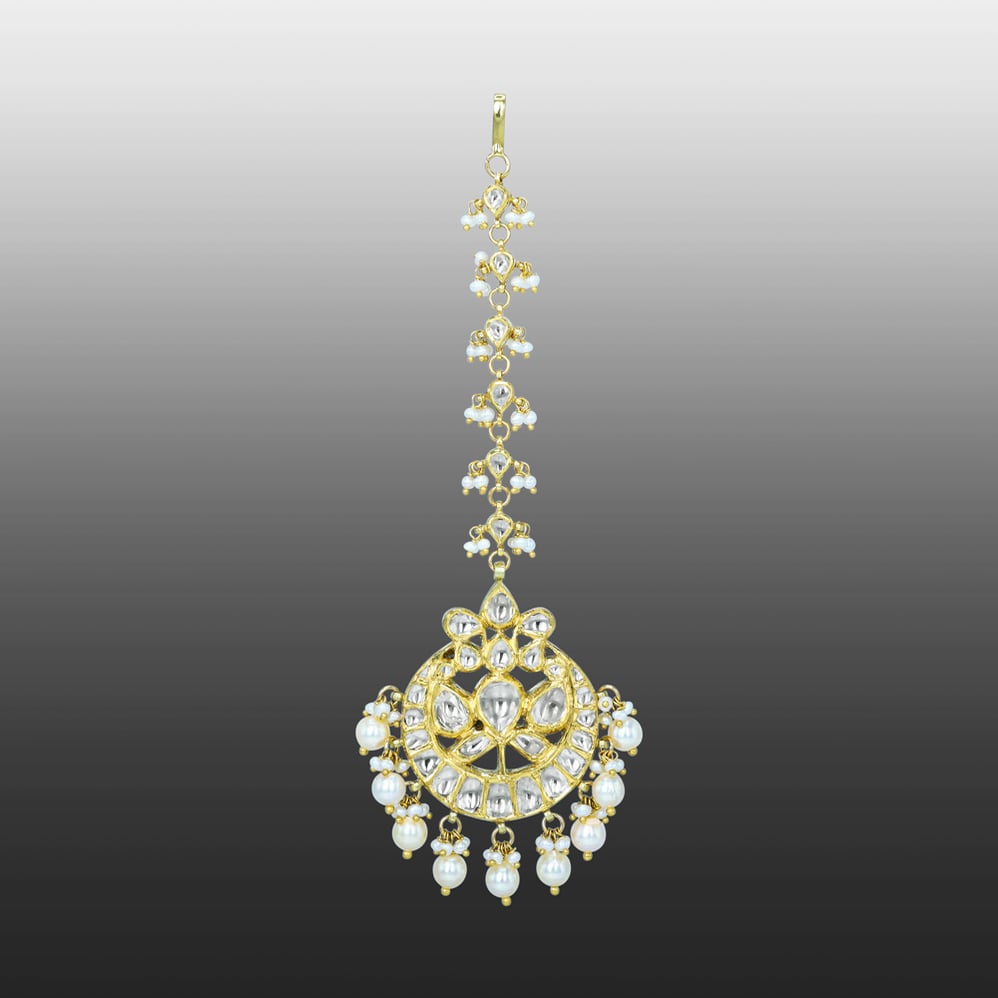 Circular Polki Mangtikka with Pearls and Chain for Support